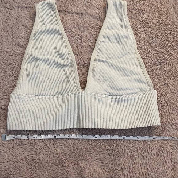Garage White V Neck Bralette - Picture 6 of 7